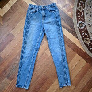 BDG Urban Outfitters Faded Acid Wash High Rise Skinny Mom Jeans Size W25 L32